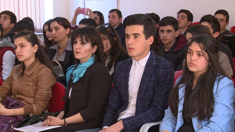 Tovuz və Gəncədə Azərbaycan Uşaqlarının IV Ümumrespublika Forumunun iştirakçılarının seçimi aparılıb 