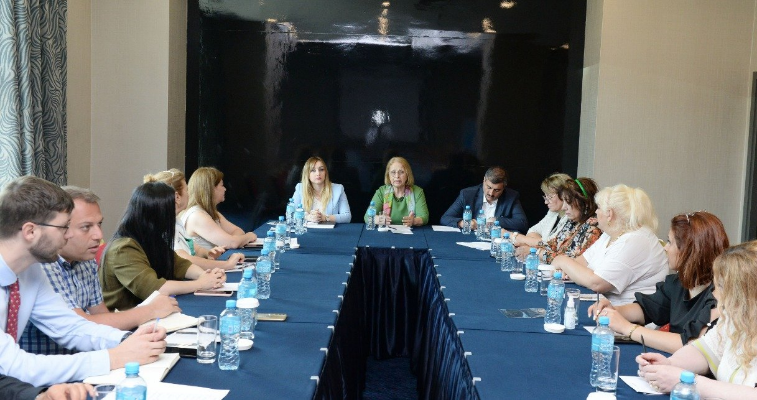 A round table was held on the topic ''Increasing the participation of women in local self-government''